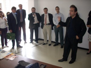 Participantes da Conferência Pro-IDEAL visitam o CTR-ECA-USP.