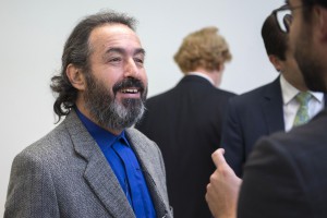 Gilson Schwartz, criador e coordenador da campanha MIL CLICKS da UNESCO, em seminário realizado pela ABERJE em Londres (2014).